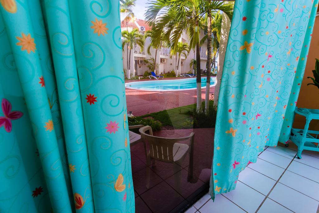 Villa Criss Ocho Rios Phòng bức ảnh