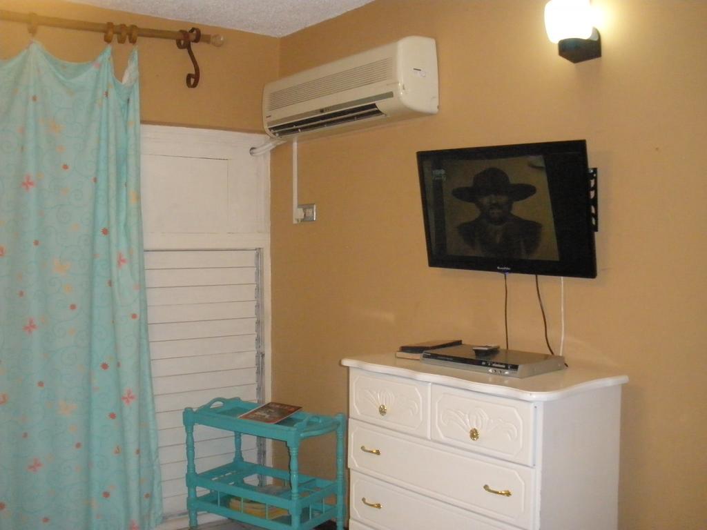 Villa Criss Ocho Rios Ngoại thất bức ảnh